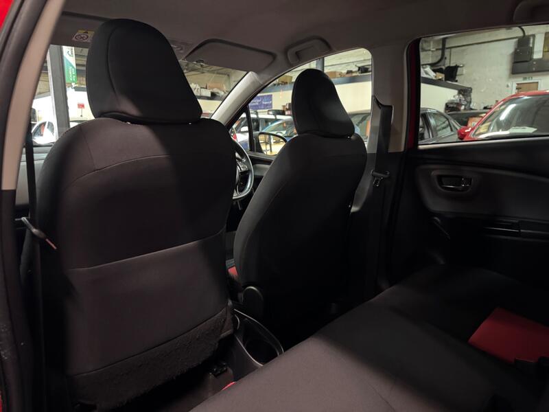 TOYOTA YARIS 1.3 Dual VVT-i Sport 2015