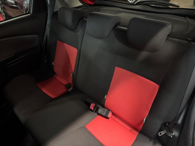 TOYOTA YARIS 1.3 Dual VVT-i Sport 2015