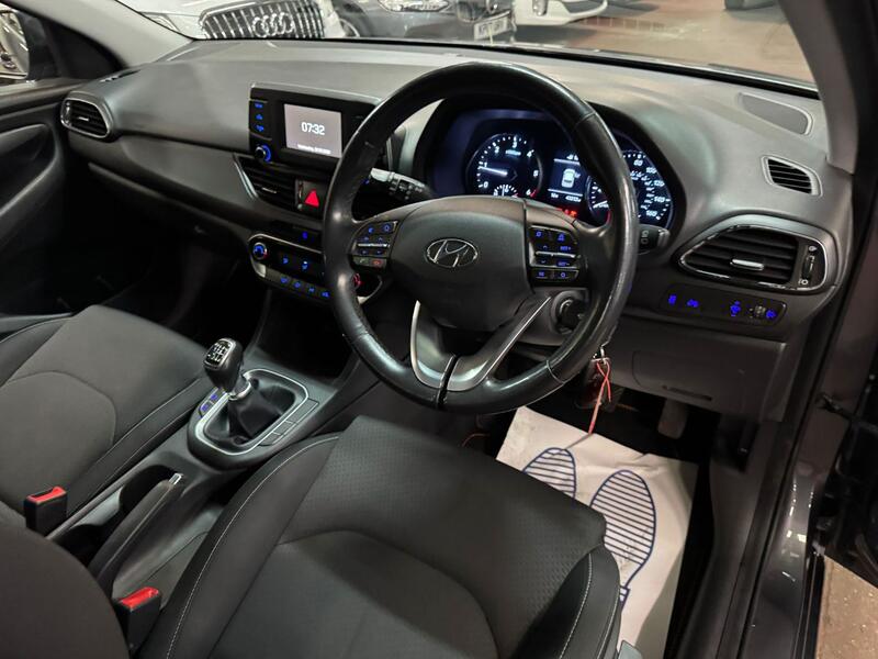 HYUNDAI I30 1.6 CRDi Blue Drive SE 2017