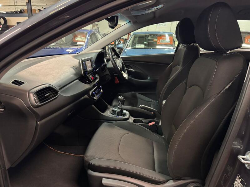 HYUNDAI I30 1.6 CRDi Blue Drive SE 2017