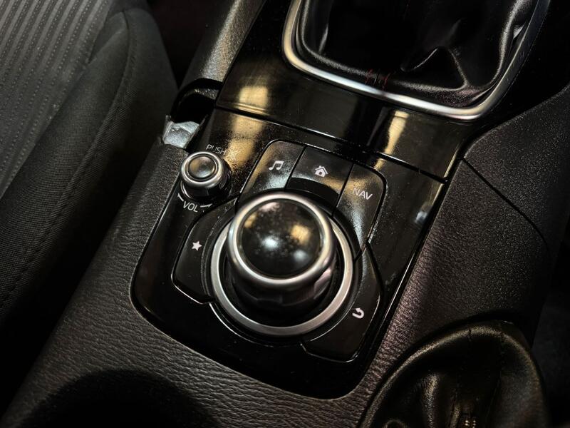 MAZDA MAZDA3 2.0 SKYACTIV-G SE-L Nav 2014