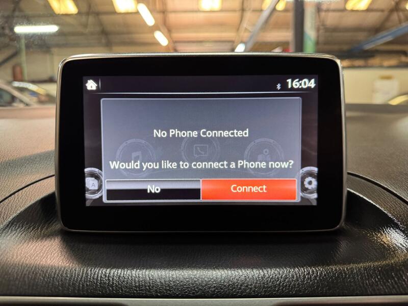 MAZDA MAZDA3 2.0 SKYACTIV-G SE-L Nav 2014