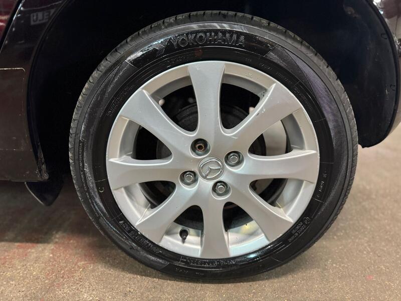MAZDA MAZDA2 1.5 TS2 2012