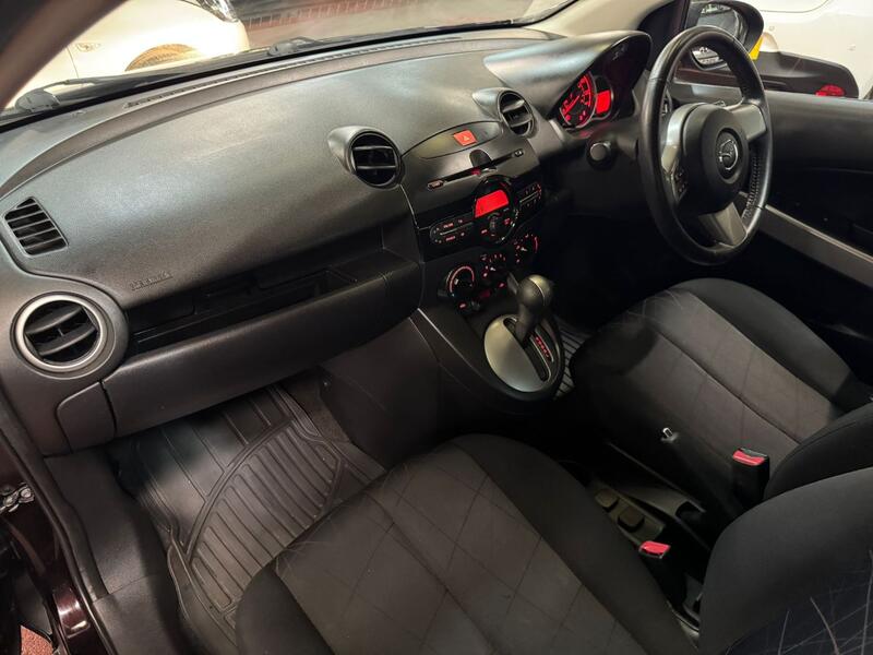 MAZDA MAZDA2 1.5 TS2 2012