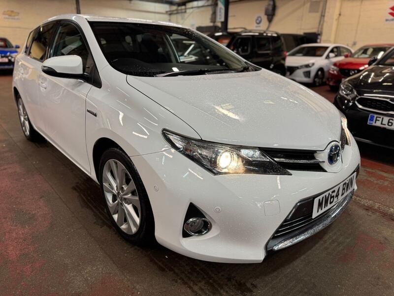 TOYOTA AURIS 1.8 VVT-h Excel 2014