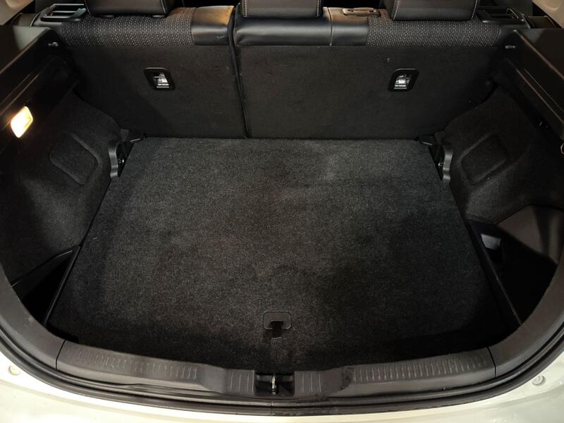 TOYOTA AURIS 1.8 VVT-h Excel 2014