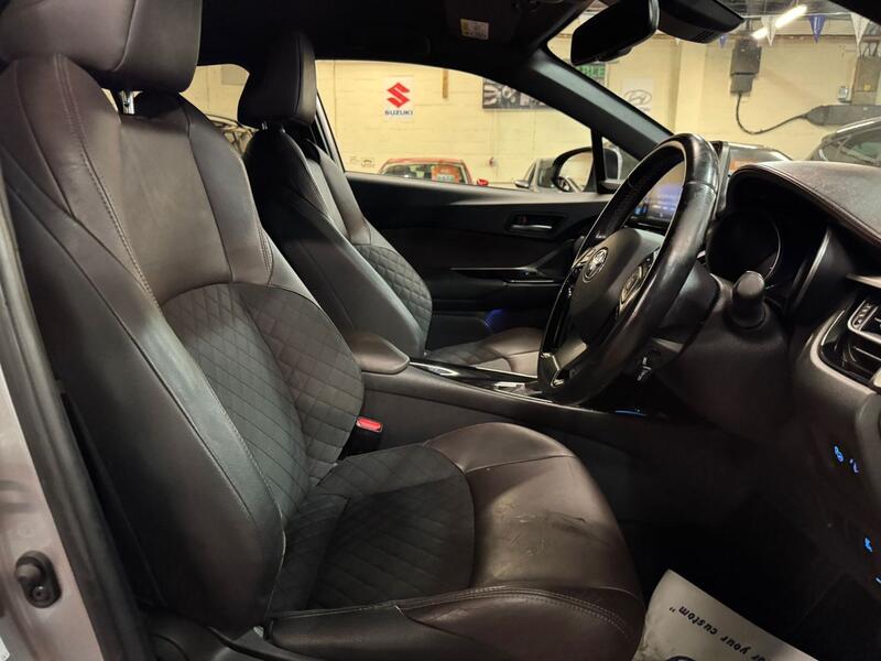 TOYOTA C-HR 1.8 VVT-h Excel 2017