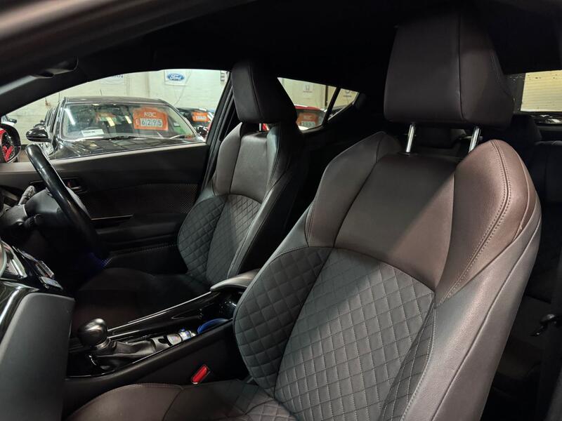 TOYOTA C-HR 1.8 VVT-h Excel 2017