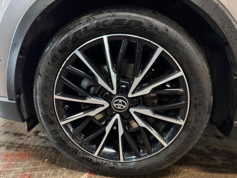 TOYOTA C-HR 1.8 VVT-h Excel 2017