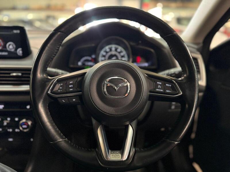 MAZDA MAZDA3 2.0 SKYACTIV-G SE-L Nav 2017