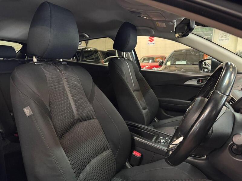 MAZDA MAZDA3 2.0 SKYACTIV-G SE-L Nav 2017