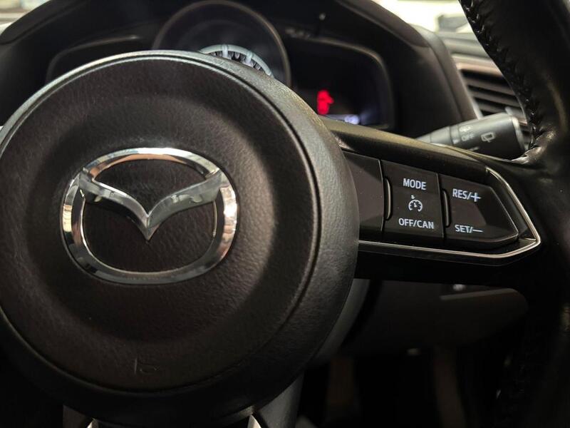 MAZDA MAZDA3 2.0 SKYACTIV-G SE-L Nav 2017