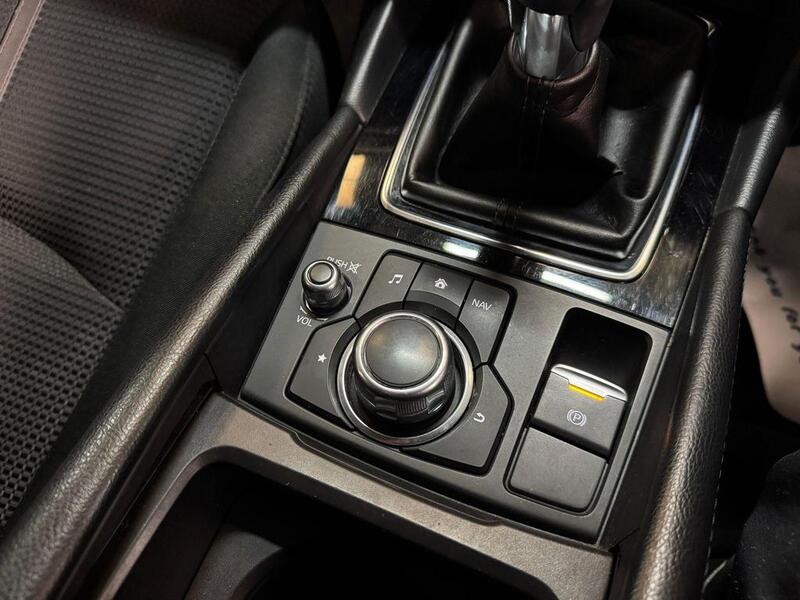 MAZDA MAZDA3 2.0 SKYACTIV-G SE-L Nav 2017