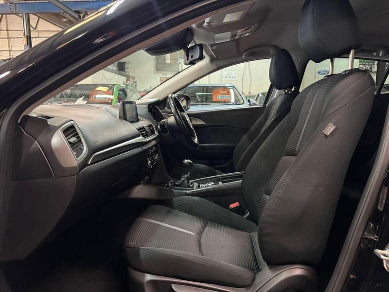 MAZDA MAZDA3 2.0 SKYACTIV-G SE-L Nav 2017