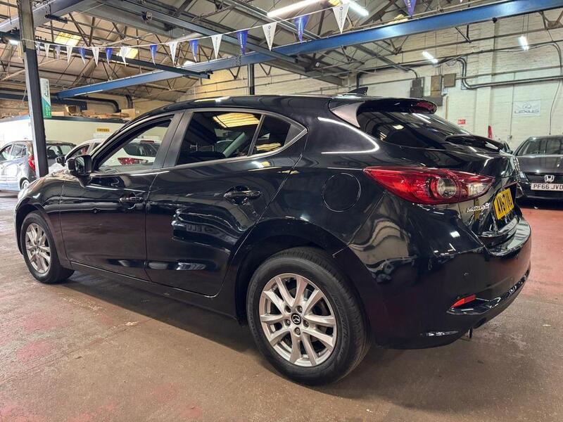 MAZDA MAZDA3 2.0 SKYACTIV-G SE-L Nav 2017
