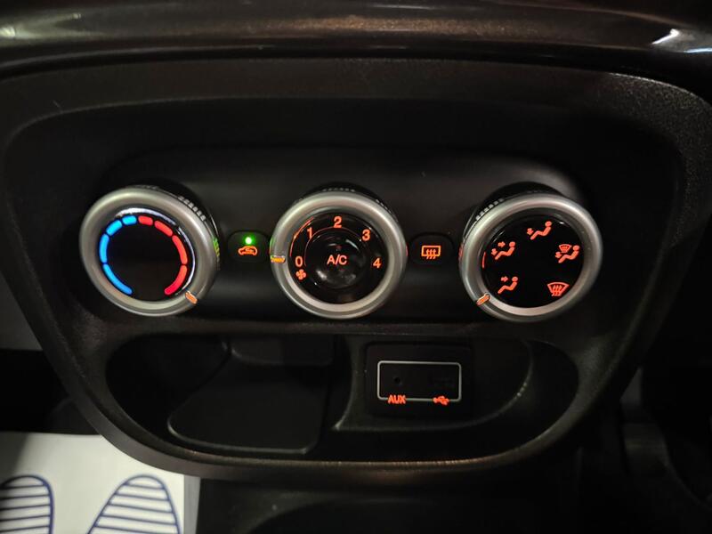 FIAT 500L 1.4 500l My15 1.4 95hp Pop Star 2015