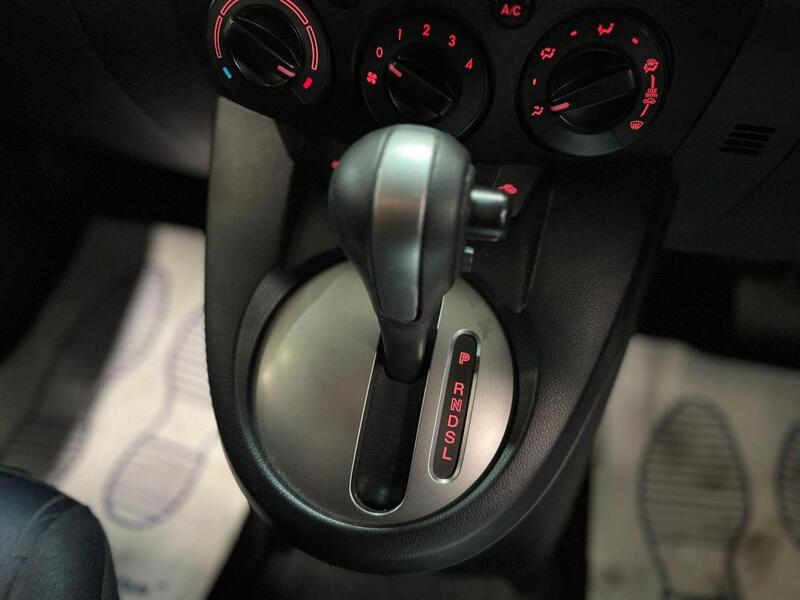 MAZDA MAZDA2 1.5 TS2 2012