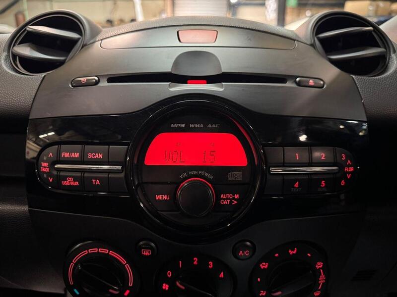 MAZDA MAZDA2 1.5 TS2 2012