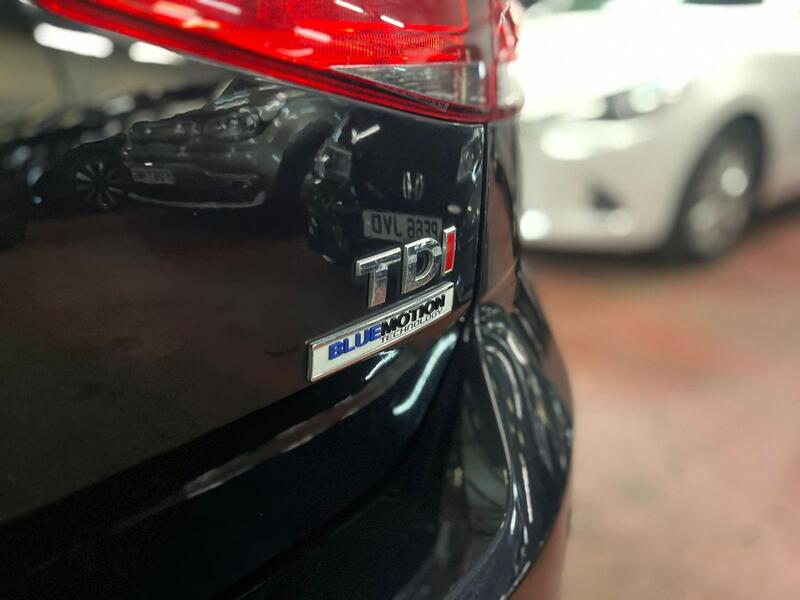 VOLKSWAGEN GOLF 1.6 TDI BlueMotion Tech S 2016