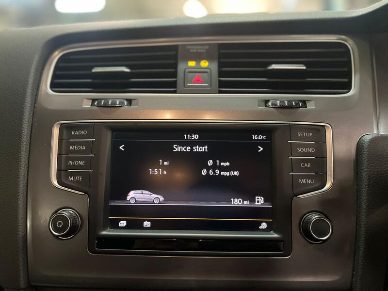 VOLKSWAGEN GOLF 1.6 TDI BlueMotion Tech S 2016