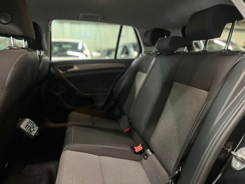 VOLKSWAGEN GOLF 1.6 TDI BlueMotion Tech S 2016