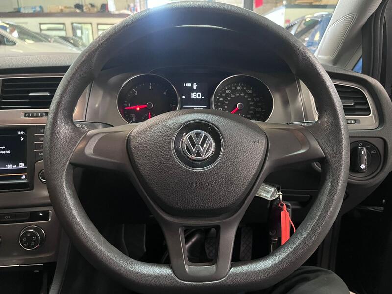 VOLKSWAGEN GOLF 1.6 TDI BlueMotion Tech S 2016