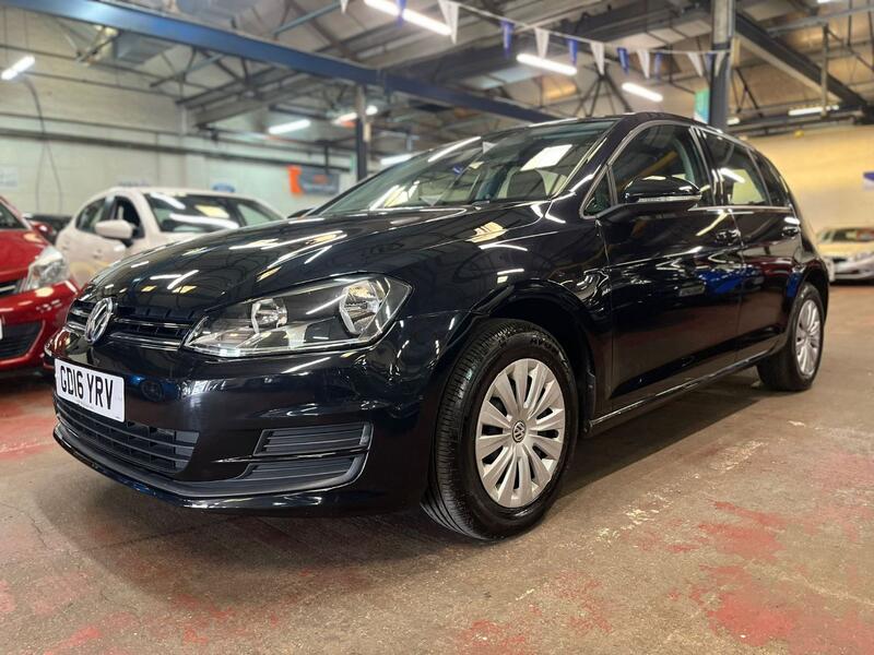 VOLKSWAGEN GOLF 1.6 TDI BlueMotion Tech S 2016