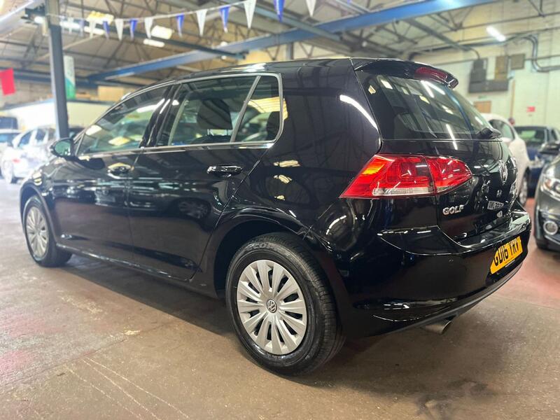 VOLKSWAGEN GOLF 1.6 TDI BlueMotion Tech S 2016