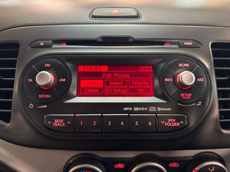 KIA PICANTO 1.0 VR7 2014