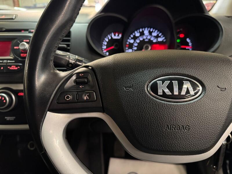KIA PICANTO 1.0 VR7 2014