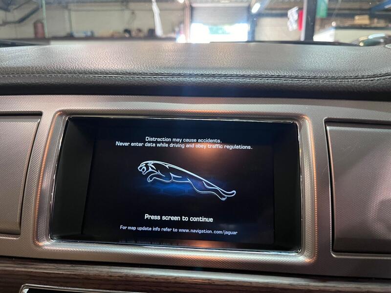 JAGUAR XF 2.2 d Luxury 2014