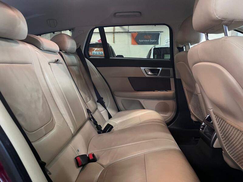 JAGUAR XF 2.2 d Luxury 2014