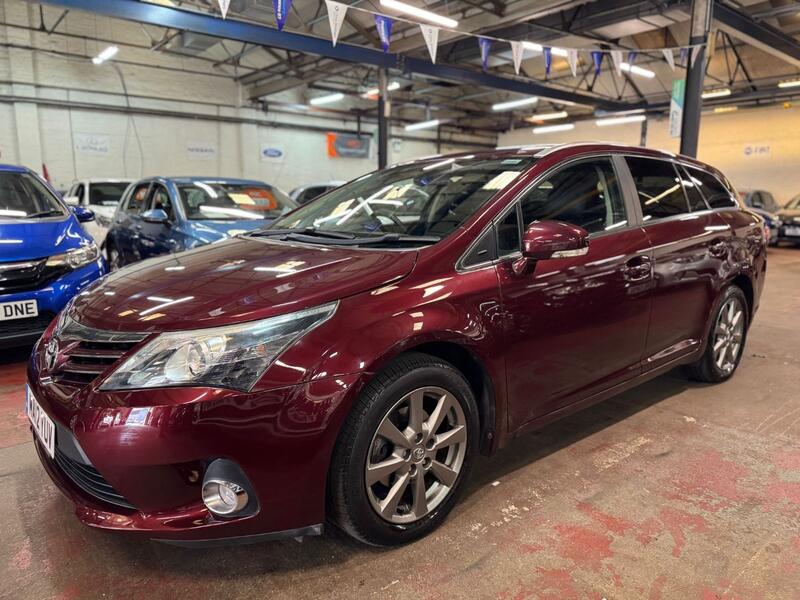 TOYOTA AVENSIS 1.8 V-Matic T4 2012