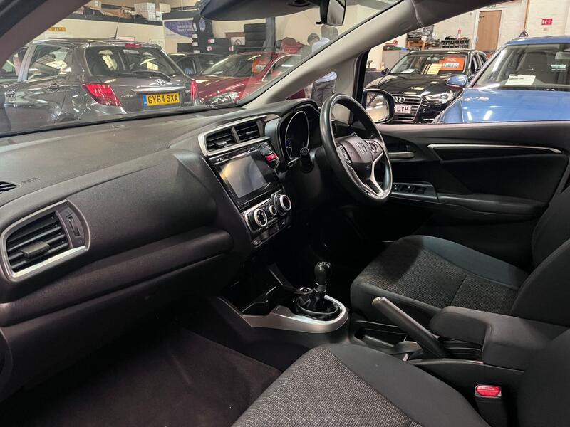 HONDA JAZZ 1.3 i-VTEC SE Navi 2017