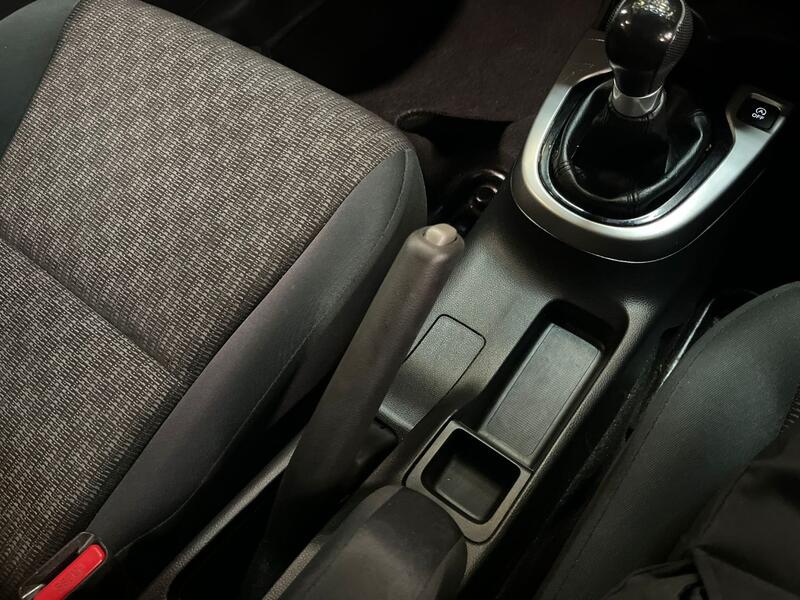 HONDA JAZZ 1.3 i-VTEC SE Navi 2017