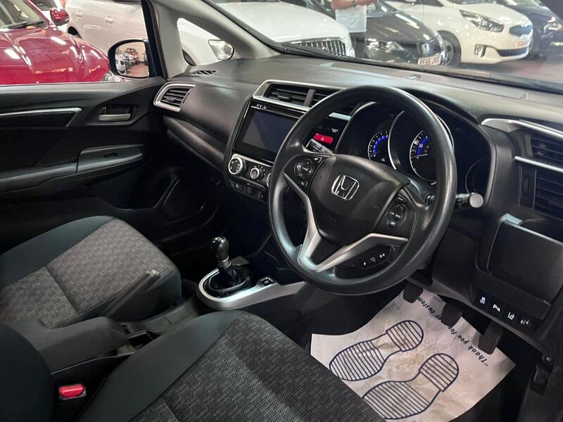 HONDA JAZZ 1.3 i-VTEC SE Navi 2017