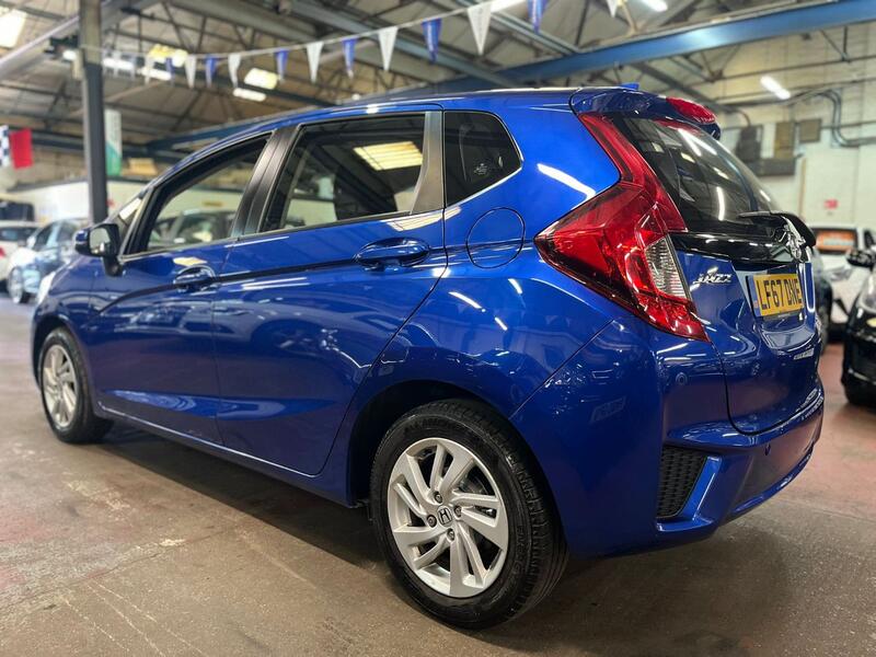 HONDA JAZZ 1.3 i-VTEC SE Navi 2017