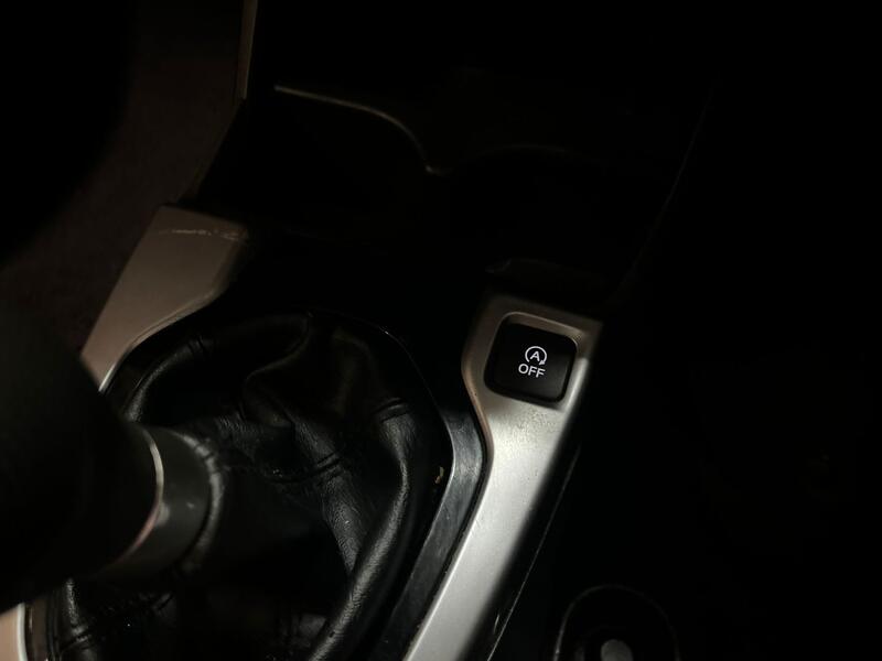 HONDA JAZZ 1.3 i-VTEC SE Navi 2017