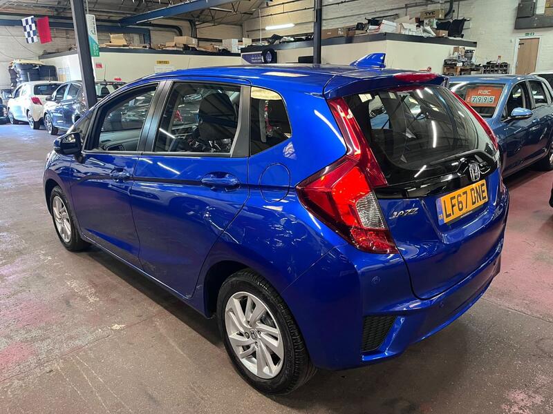 HONDA JAZZ 1.3 i-VTEC SE Navi 2017