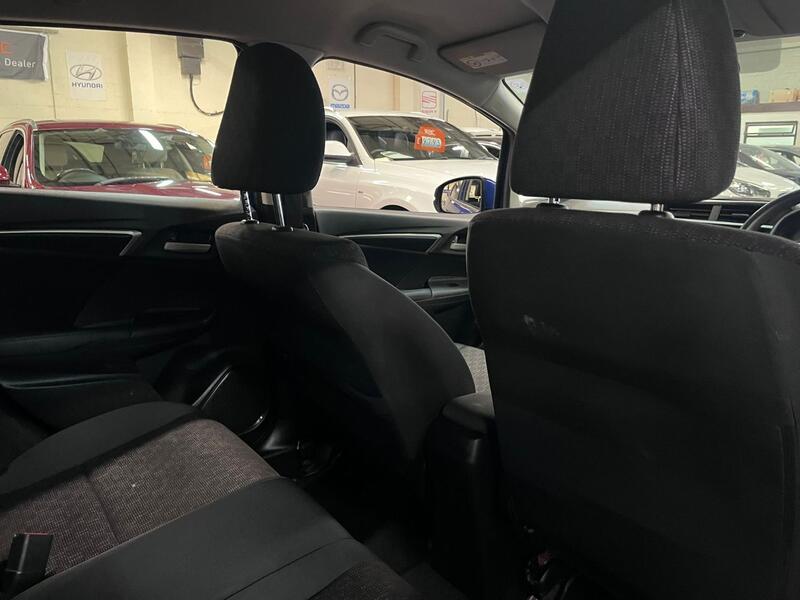 HONDA JAZZ 1.3 i-VTEC SE Navi 2017