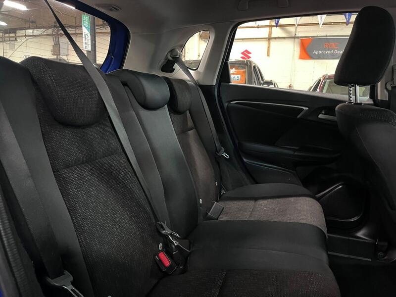 HONDA JAZZ 1.3 i-VTEC SE Navi 2017