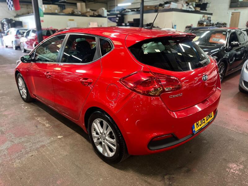 KIA CEED 1.6 GDi 3 2015