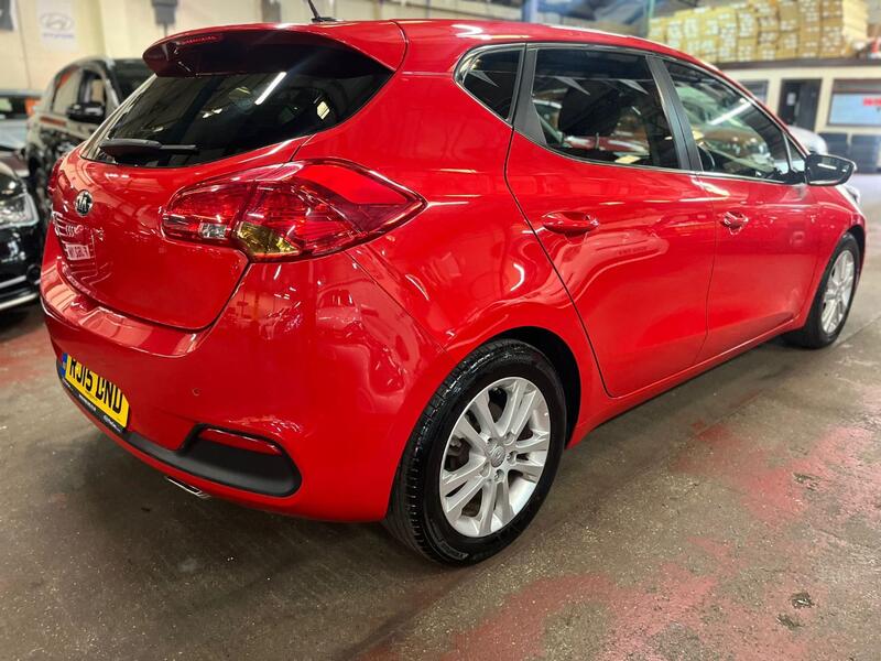 KIA CEED 1.6 GDi 3 2015