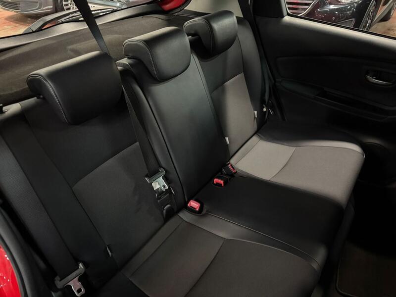 TOYOTA YARIS 1.5 VVT-h Excel 2015