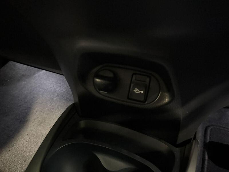 TOYOTA YARIS 1.5 VVT-h Excel 2015