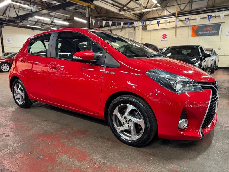 TOYOTA YARIS 1.5 VVT-h Excel 2015