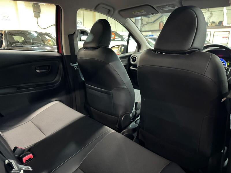 TOYOTA YARIS 1.5 VVT-h Excel 2015