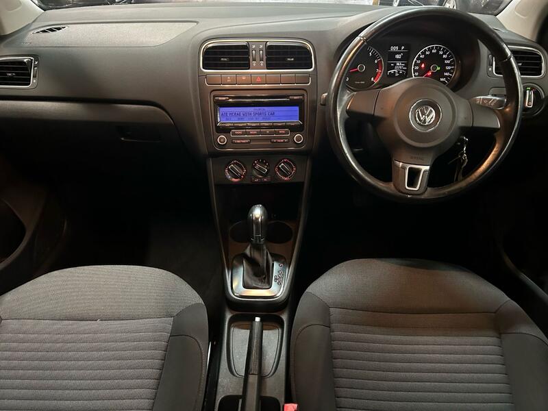 VOLKSWAGEN POLO 1.4 SE 2011