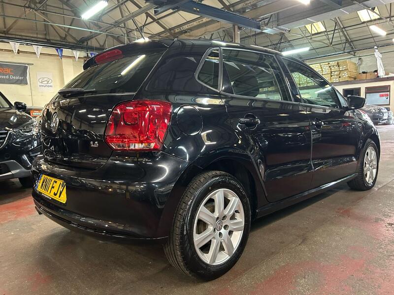 VOLKSWAGEN POLO 1.4 SE 2011