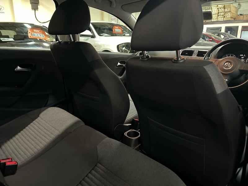 VOLKSWAGEN POLO 1.4 SE 2011